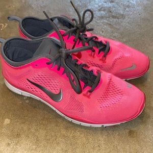 Nike Free 5.0 Pink size 10